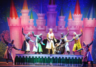 Charles Shaughnessy and the cast of Spamalot